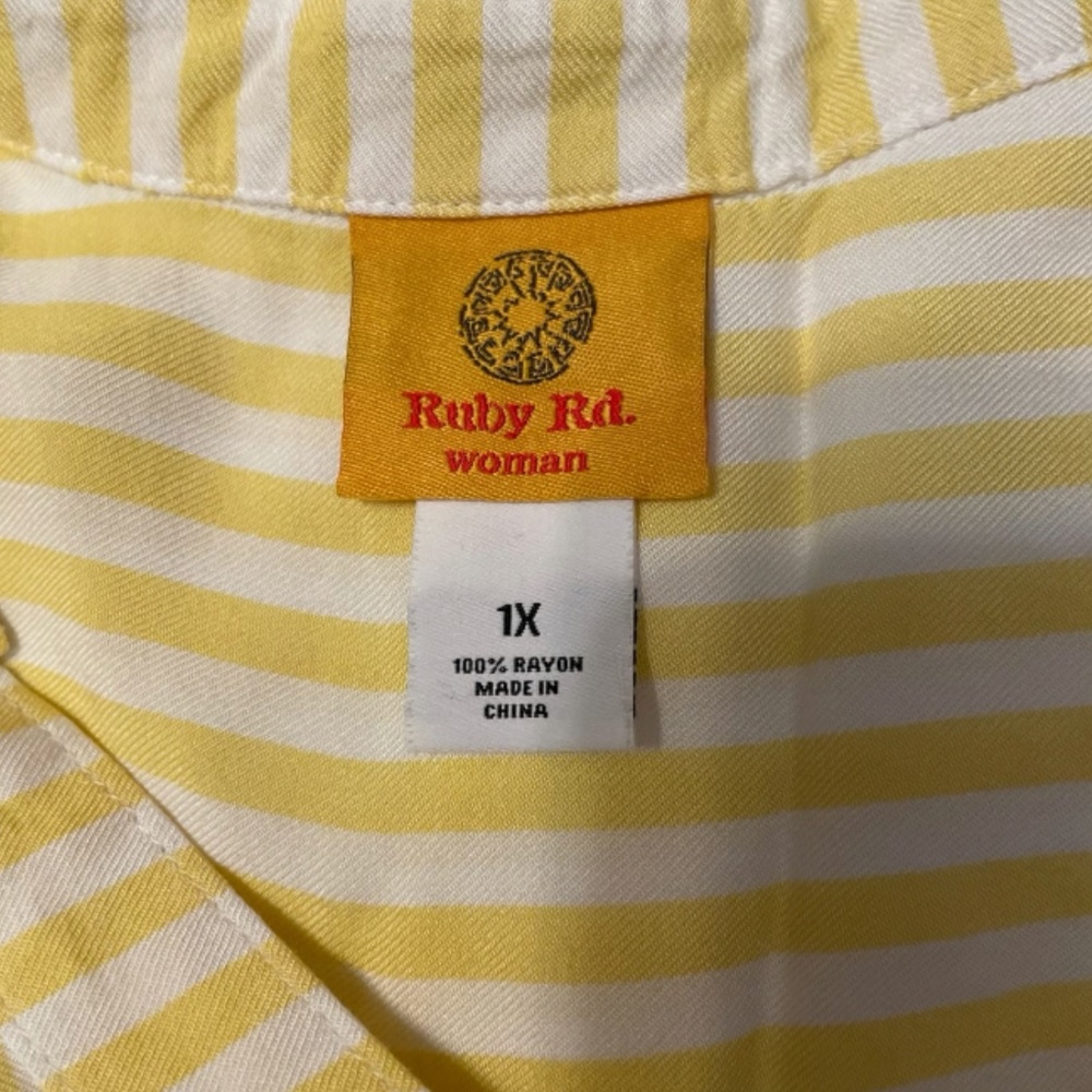 Ruby Rd. Top - Picture 3 of 5